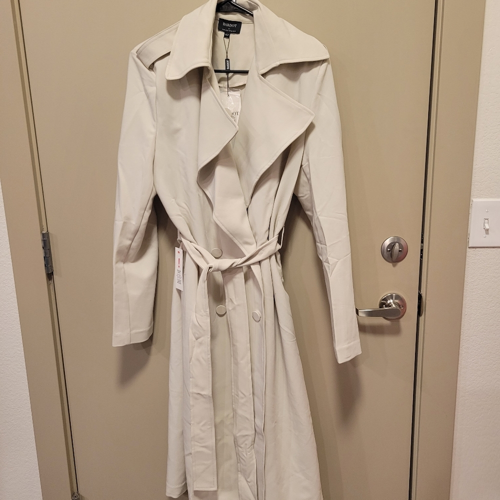 Beige Bardot Trench xl, New with tags